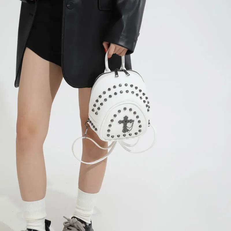 

Small backpack with rivet for women, fashionable and versatile