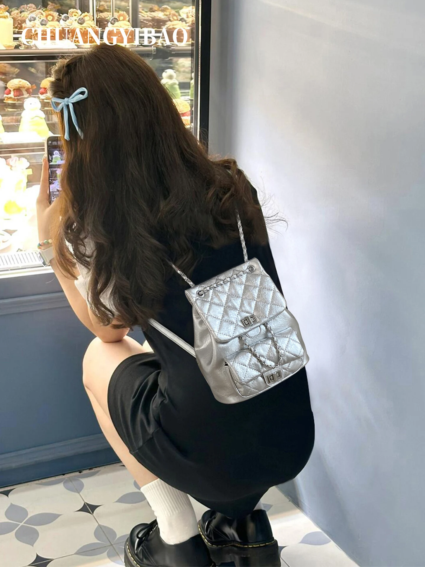 silver-elegant-double-shoulder-women's-backpack-commuter-bag-2026-new-high-end-sensation-luxury-chain-bag-square-shape-zipper