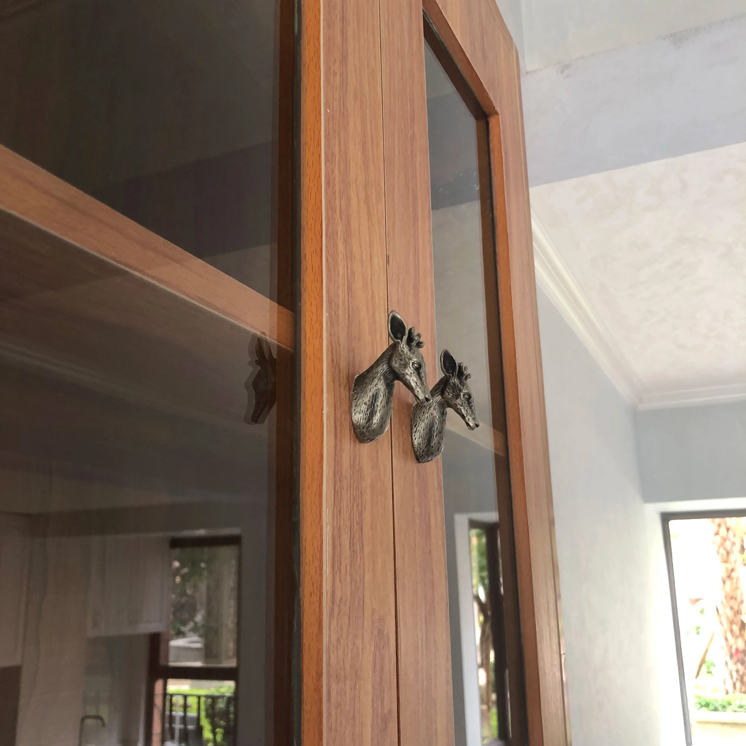 Deer Design Antique Silver Cabinet Handles Vintage Wardrobe Pulls Animals Drawer Door Knobs Creative Decor Furniture Hardware