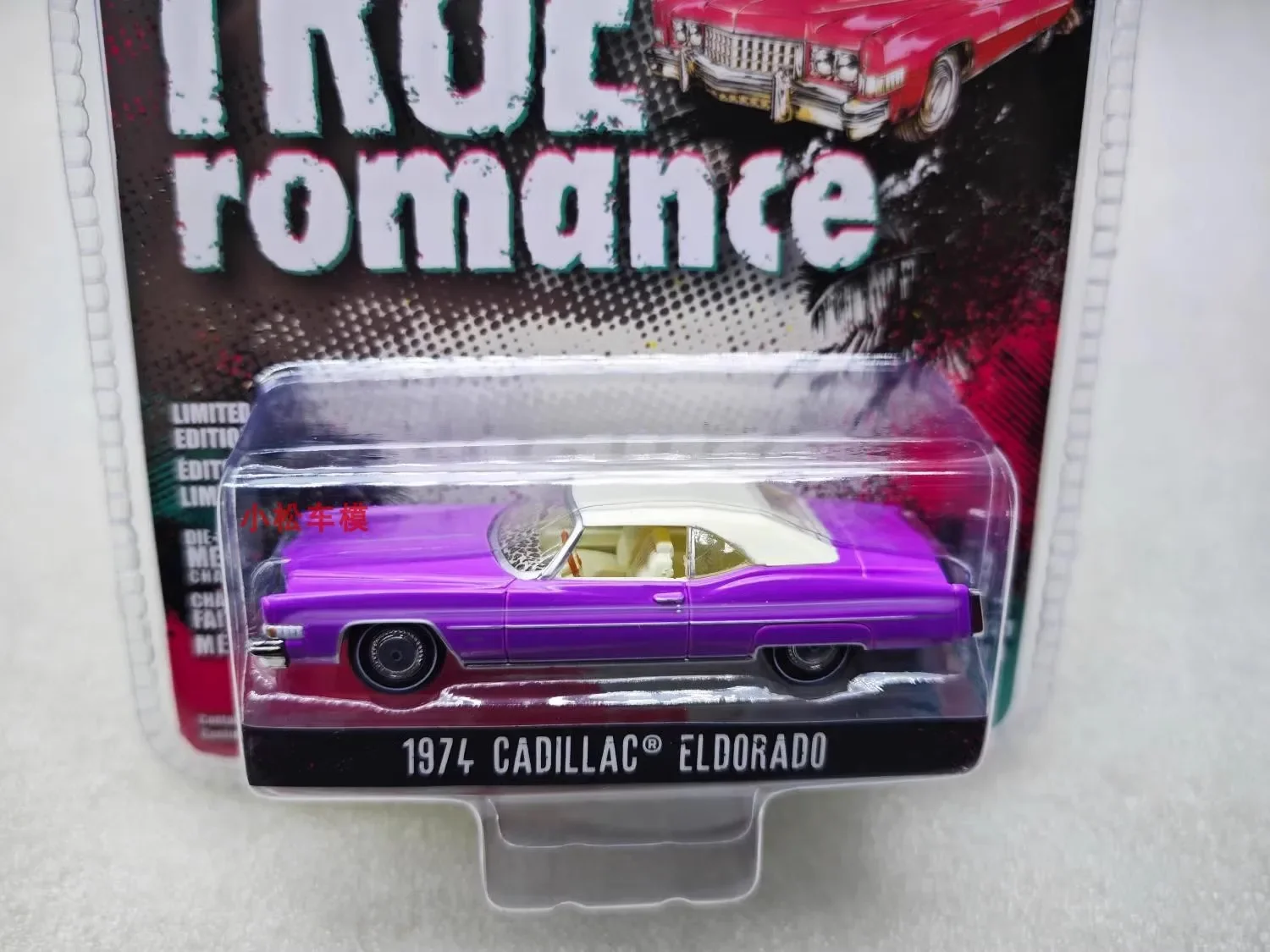 1:64 True Romance -1974 CADILLAC ELDORADO Modellauto aus Druckguss-Metalllegierung, Spielzeug für Geschenkkollektion