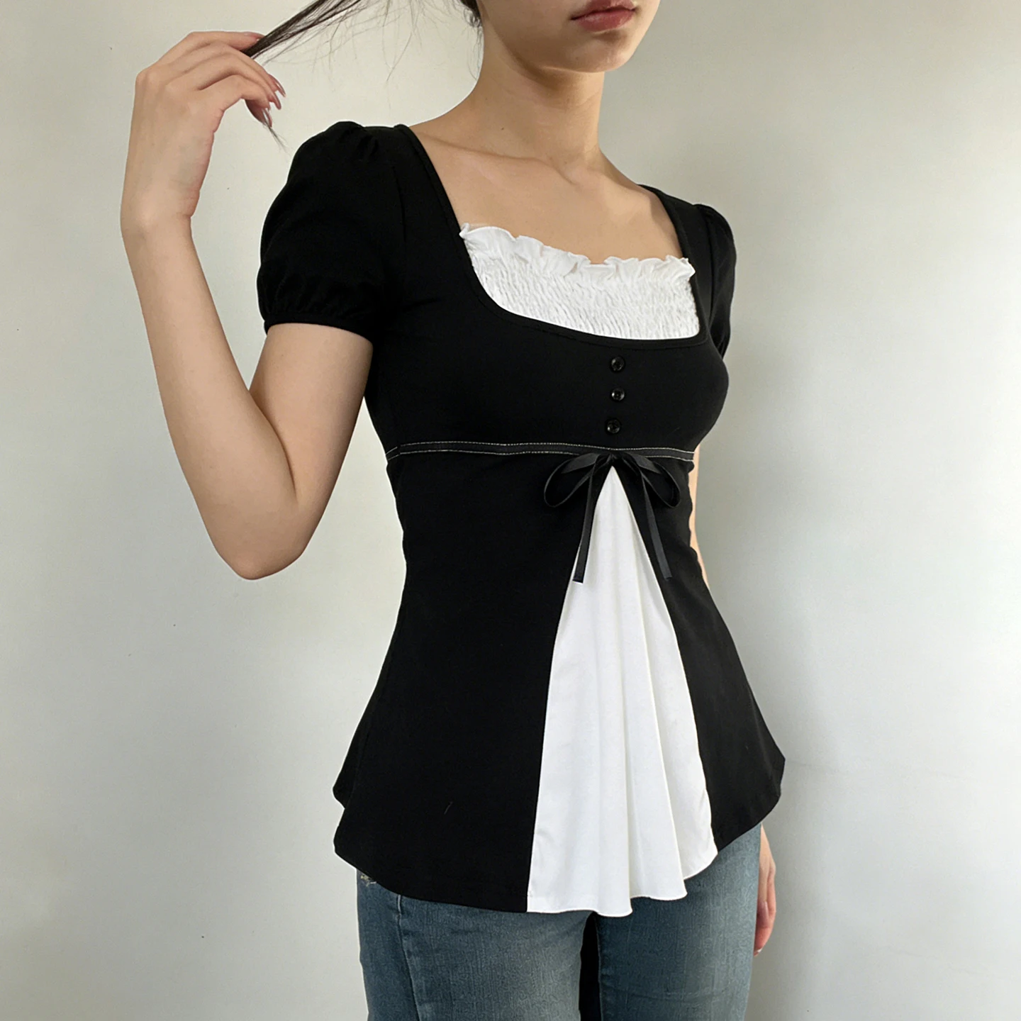 SUCHCUTE Vintage Fake Two Piece T-Shirts für Damen, Puffärmel, Patchwork, Schleife, schmaler quadratischer Kragen, Y2k, Freizeitkleidung, Sommer-Chic – Detail 15