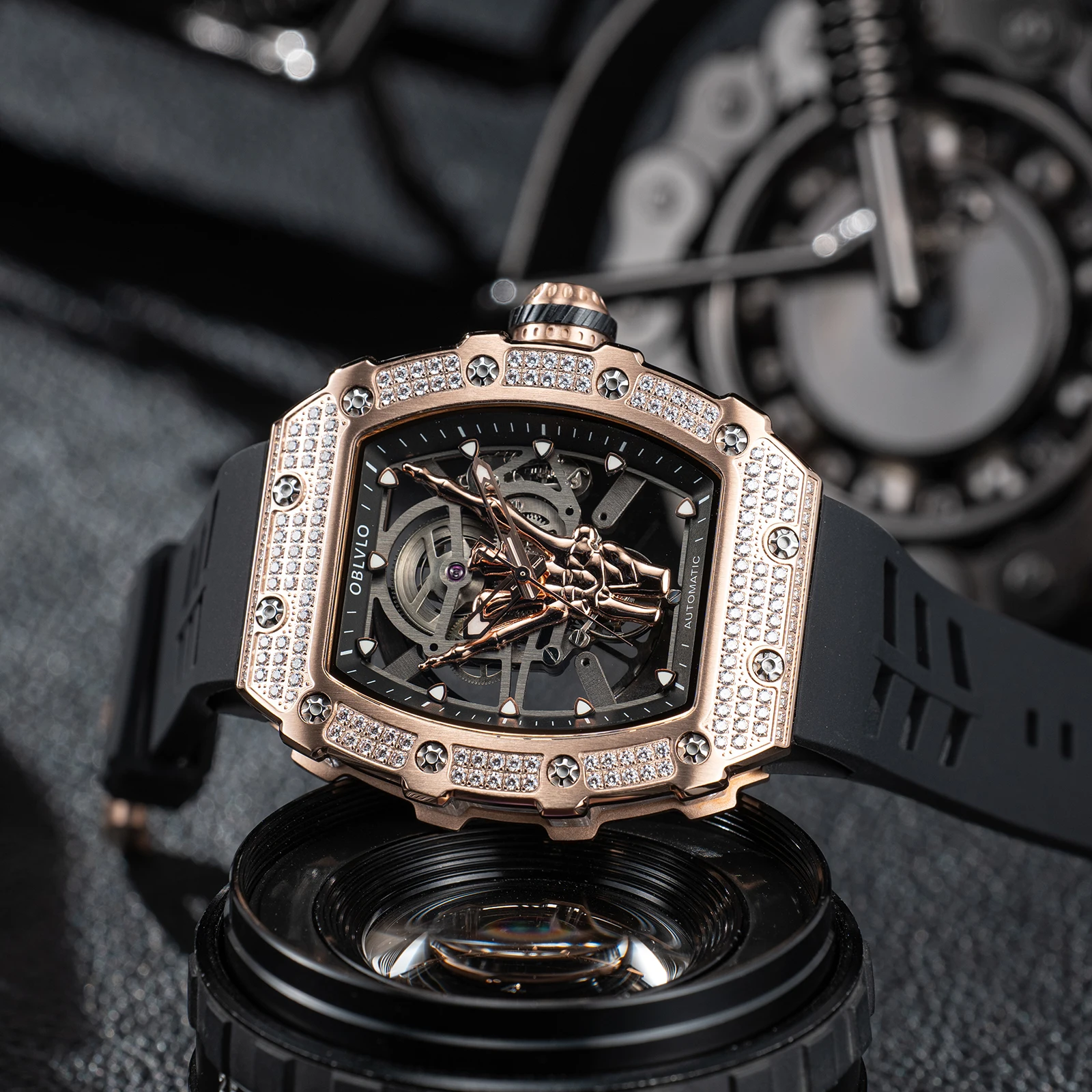 OBLVLO Luxury Diamonds Finger Design Mechanical Automatic Watches For Men Wine Barrel Skeleton Waterproof Rubber Watch XM-FIG