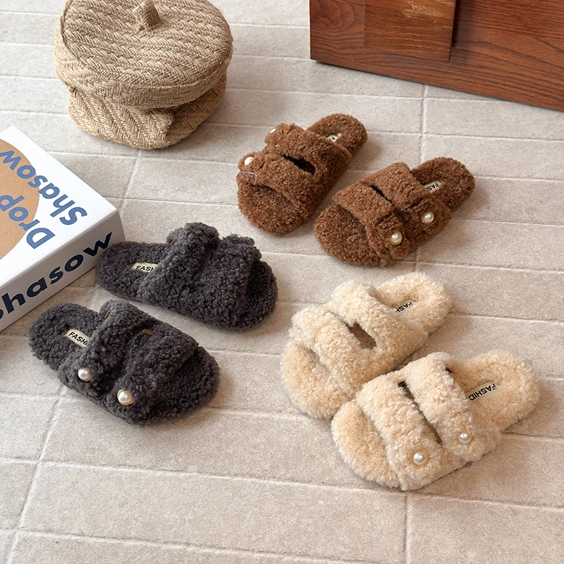 Girls Retro Plush Slippers 2025 Autumn and Winter Outdoor Wear New Korean Version of Joker Warm Children's Flat Cotton Mop.