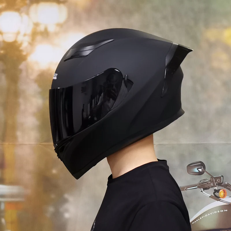 Gikka 316 is a new high-quality brand with motorcycle helmets and motorcycle men's helmets all over the face, and the helmet is