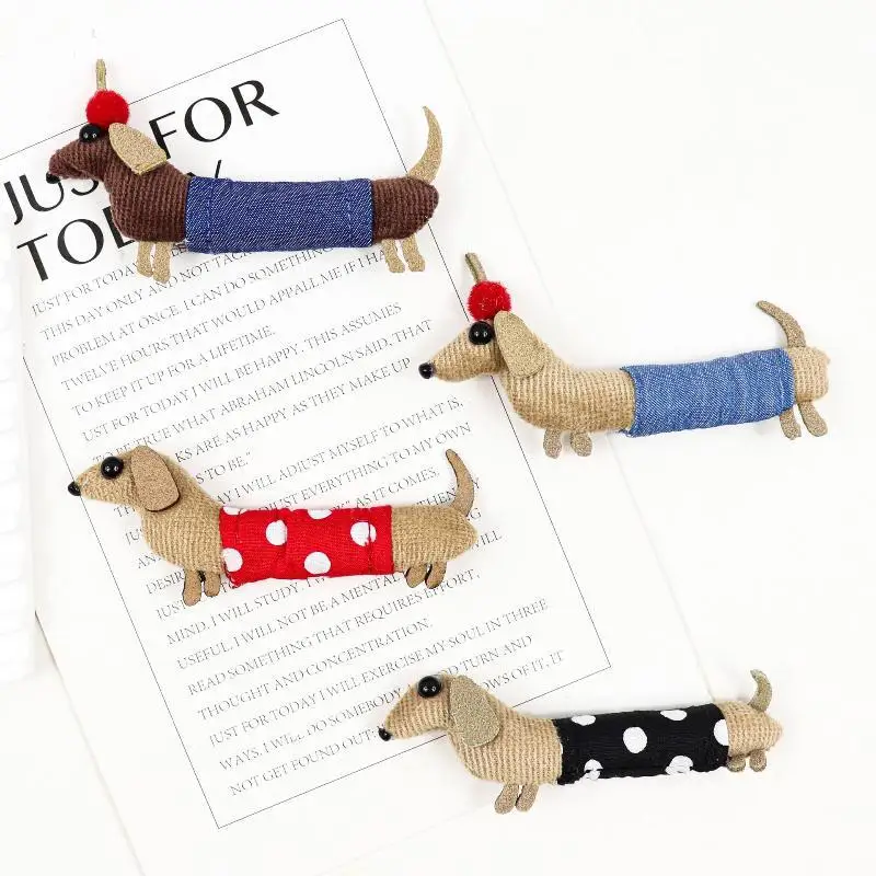 Mini Adorno de Peluche de Teckel Lindo y Ligero para DIY: Broche, Llavero, Horquilla, Accesorio para Bolso