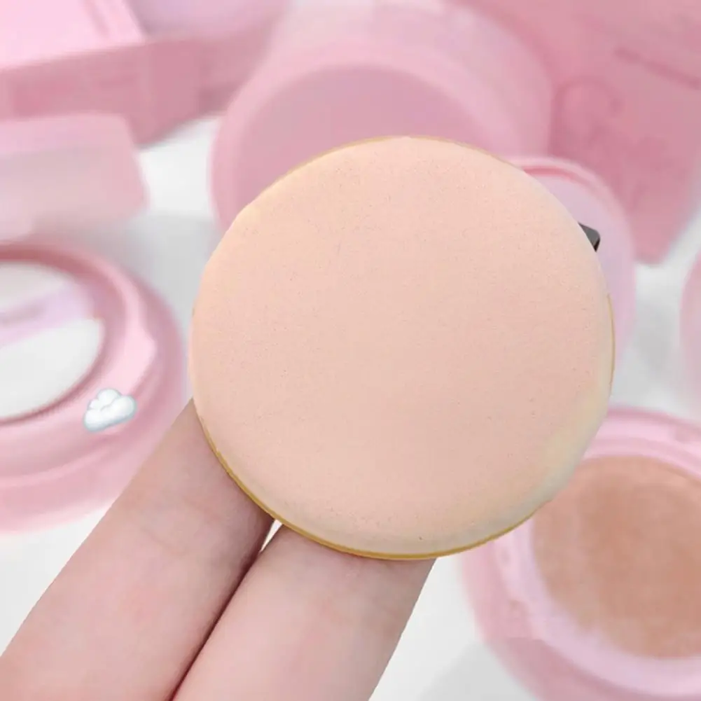 Schattig lederen kussen Compact Foundation Concealer met hoge dekking Oil Control Matte Nude Fleuren Face BB Cream Koreaanse make-upbasis