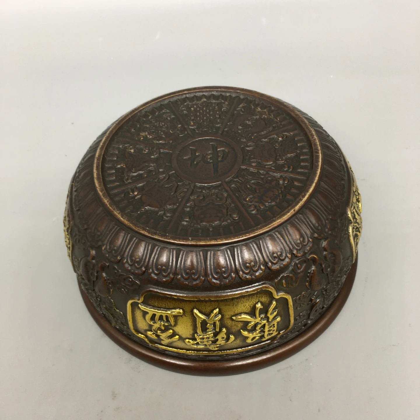 Copper gilded treasure pot, home feng shui wealth attracting decoration store opening ceremony