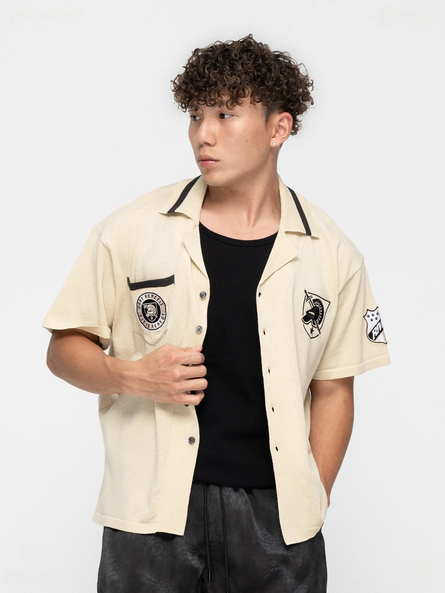 Camisa de Malha REMEFIT NCAA West Point Military Academy com Estampa de Brincadeira, Fio de Liocel, Caimento Solto, Manga Curta, Casual, Primavera Verão
