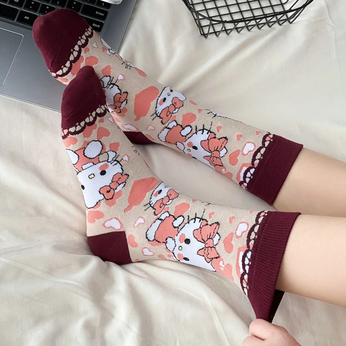 HelloKitty Anime Leuke Kat Mid Kuit Sokken Voor Vrouwen Japanse Cartoon Sokken Gekamd Katoen Mode Sokken