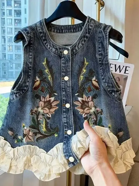 Exquisite Embroidered Denim Vest Jacket Women Loose Large Size round Neck Sleeveless Shoulder Pad Retro Style Warm Casual Out...