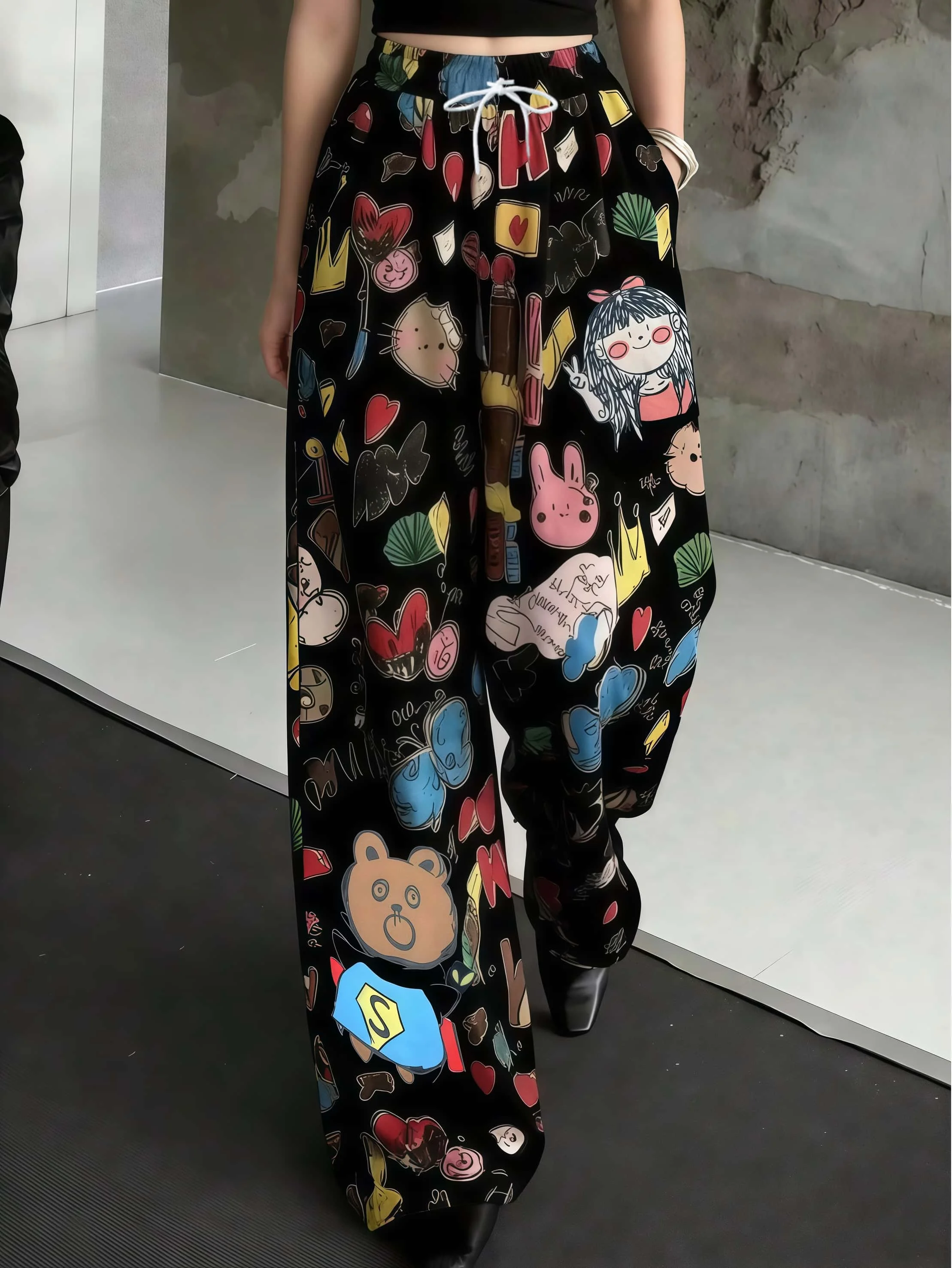 Retro Doodle Art Printed Straight Leg Pants Unisex Hip Hop Loose Trousers Casual Pants for Skateboarding Outdoor Walking