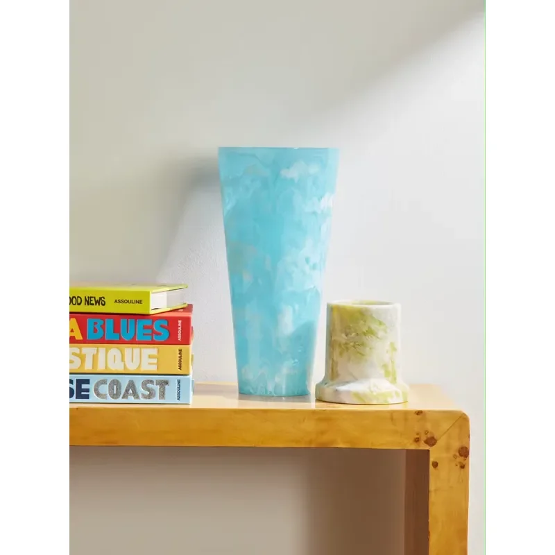 2026 Hot Selling Modern Resin Handicraft Eco-Friendly Waterproof Flower Pots Home Decoration Wedding Luxury Vases Artizon