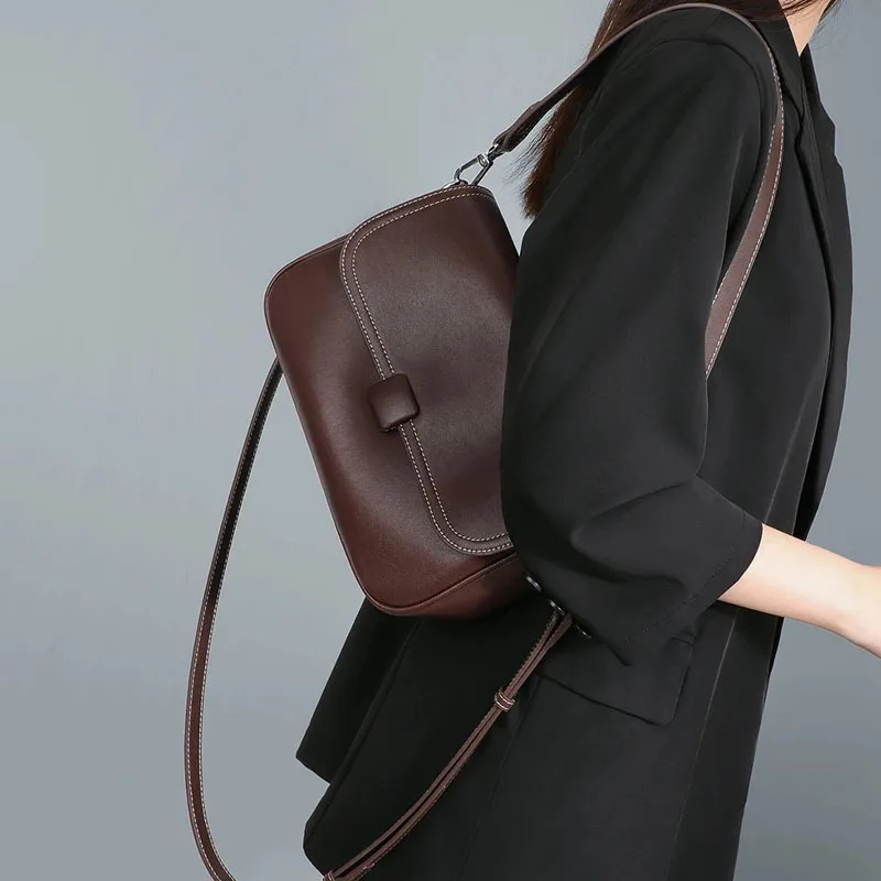 

Genuine leather crossbody bag women's bag 2025 new trendy and high-end bag 2025 high-quality and high-end niche shoulder bag