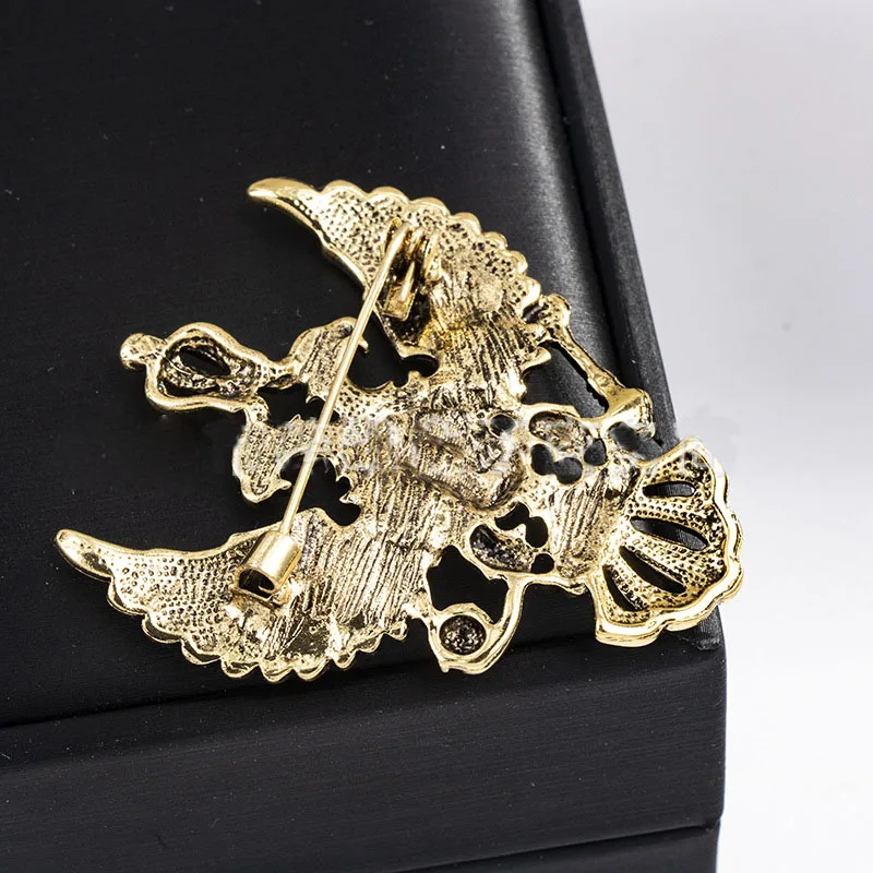 Metal Pins and Brooches Vintage Double-headed Eagle Badge Brooch Punk Crown Suit Lapel Pin Men Accessories High-end Retro Wing