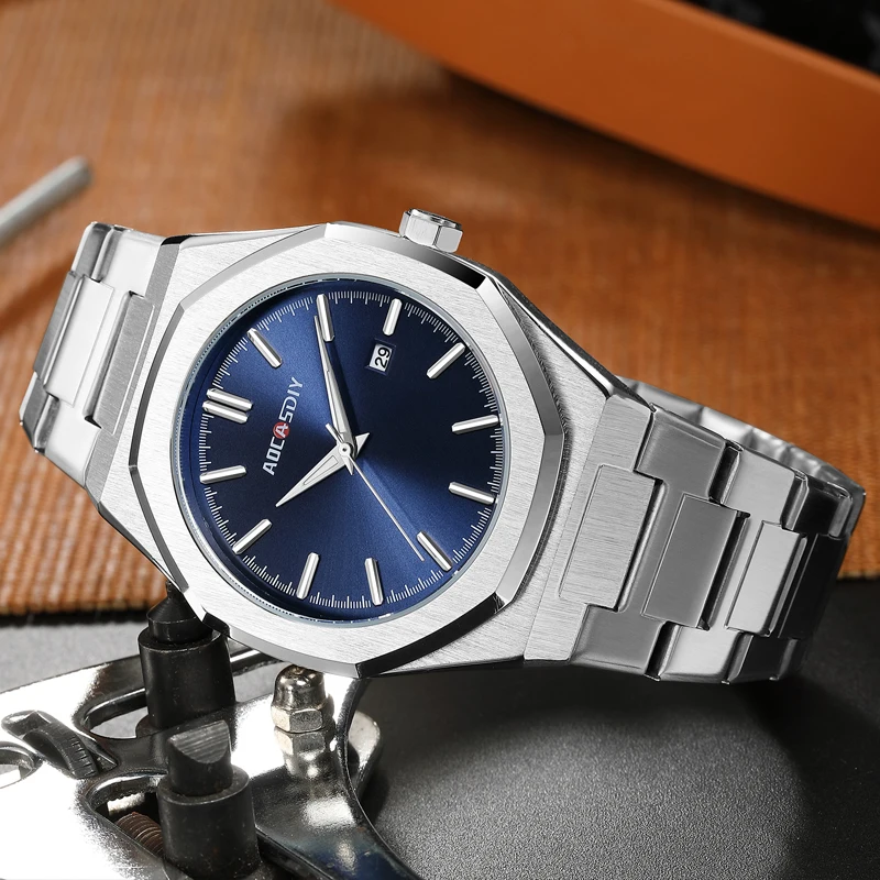 

Винтажные золотые часы с резным циферблатом, мужские модные роскошные квадратные кварцевые часы с ночной подсветкой, указателем даты, водонепроницаемые, стальные.