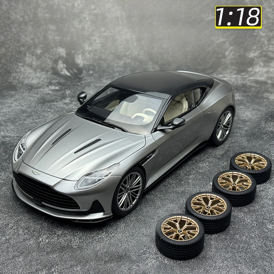 xiaoguang Model 1/18 Aston Martin DB12 die-cast alloy car model