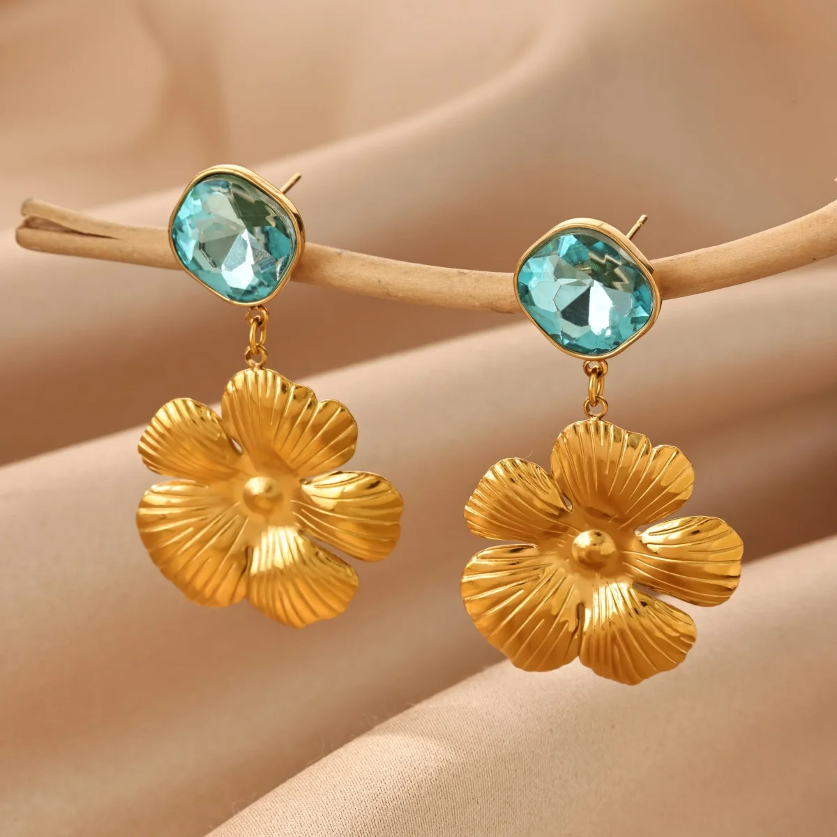 Stainless Steel Textured Flower Drop Earrings For Women Gold Plated Blue Crystal Flower Earring Vintage Statement Jewelry Gift