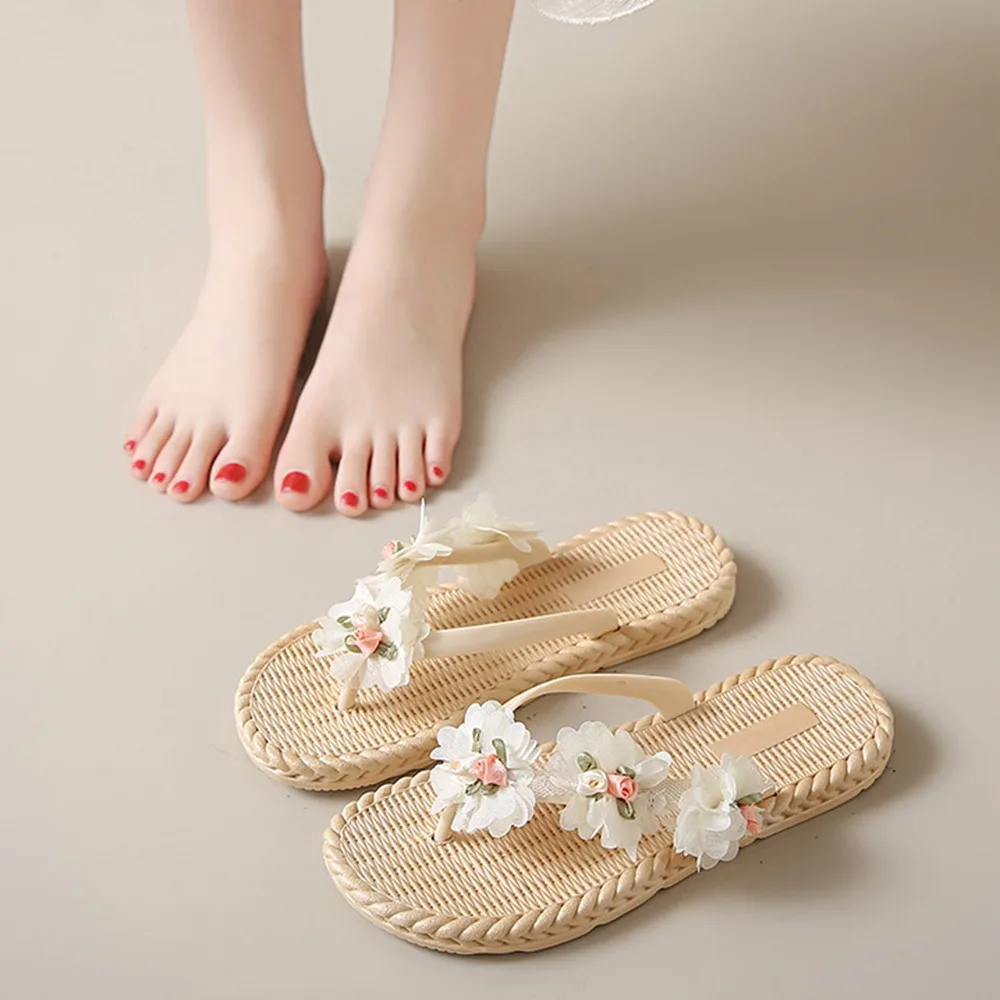 

Comfortable Sweet Women Flat Flip Flops Flower Soft Soles Beach Thong Sandals Anti Slip Home Shoes Platform Slippers Indoor