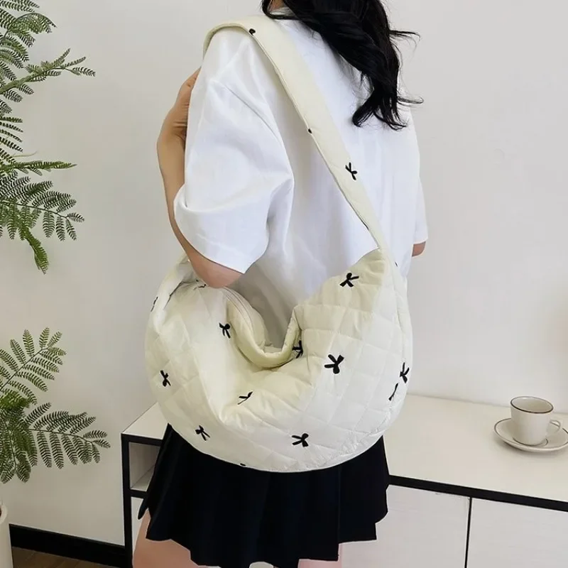 

Chic Diaper Bag: Women's Simple Luxury Leather Handbag, High-End Vintage Messenger With Paris Designer Style And Logo