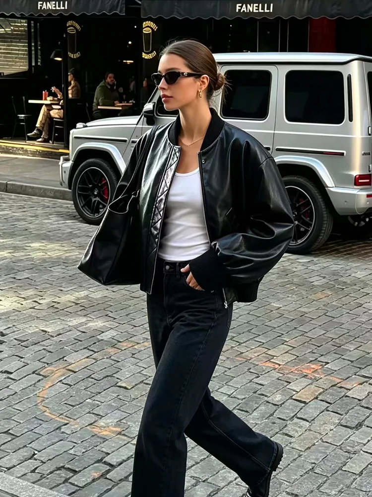 Women Faux Leather Bomber Jacket Padded Shoulder Ribbed Collar Zipper Closure Cropped Aviator Jacket Casual Streetwear Outerwear
