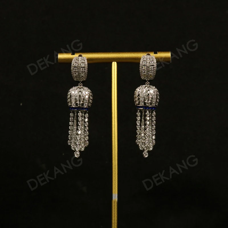 

Плотный набор кисточек с каплями воды и бриллиантами, серьги из сплава с серебряной игольной цепочкой 925 пробы