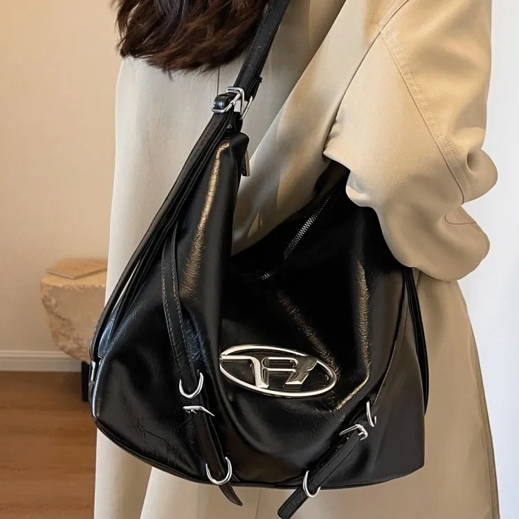 

2026 Spacious Convertible Backpack & Tote Bag for Women, Soft Leather Commuter & Work Bag, Versatile Shoulder Purse