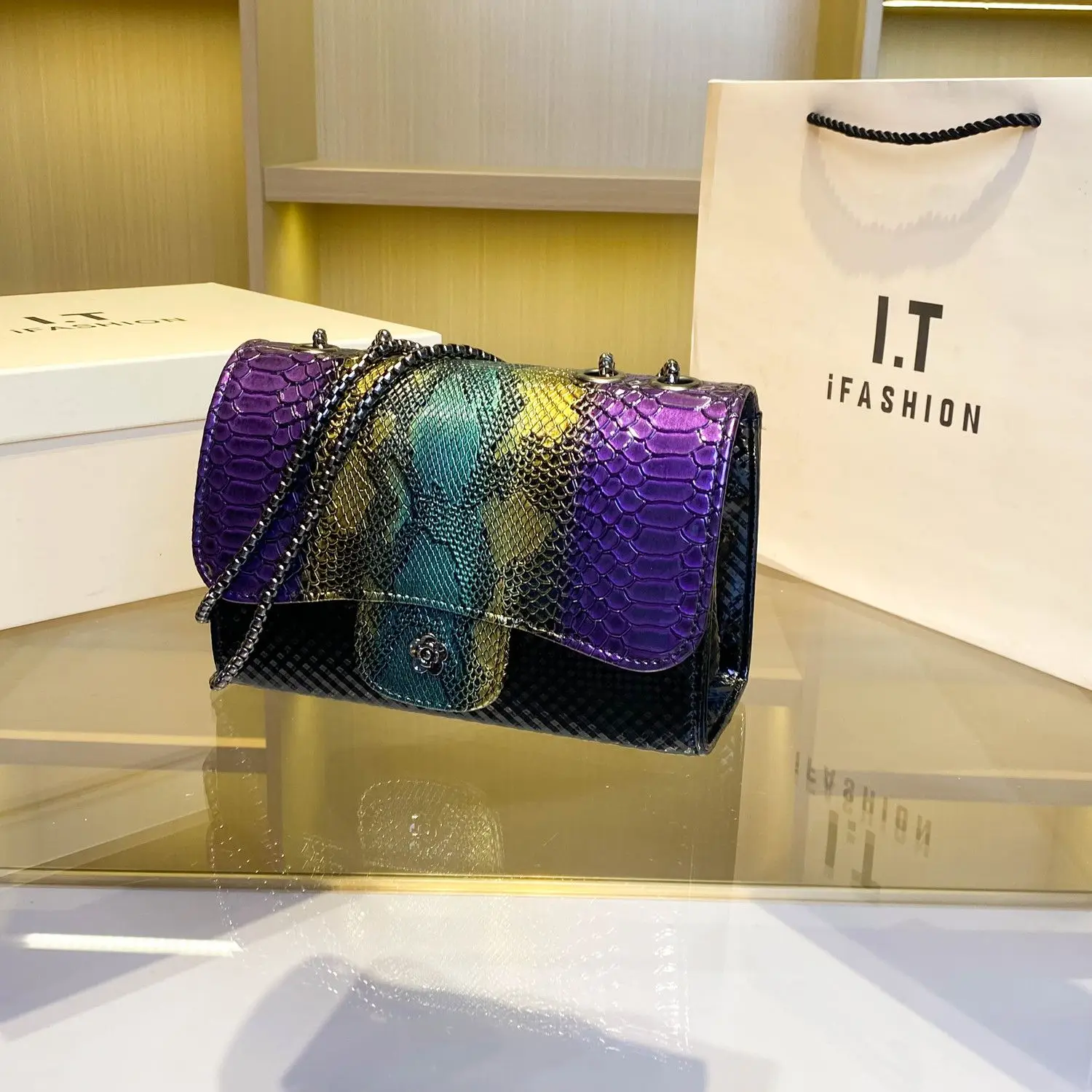 2024 gorący sprzedawca Feminina małe torby na ramię Crossbody dla kobiet modne torebki podróżne Casual torebka damska marki Messenger torby — zdjęcie 4