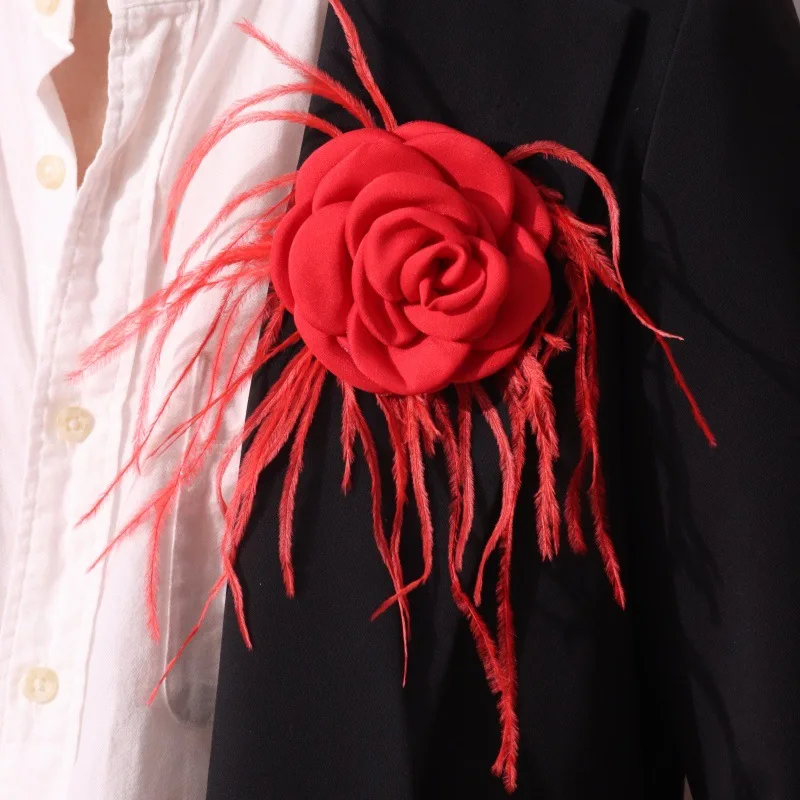 

Handmade Feather Fabric Flower Brooch Pins Fashion Exquisite Lapel Pin Jewelry Brooches for Women Clothing Accessories