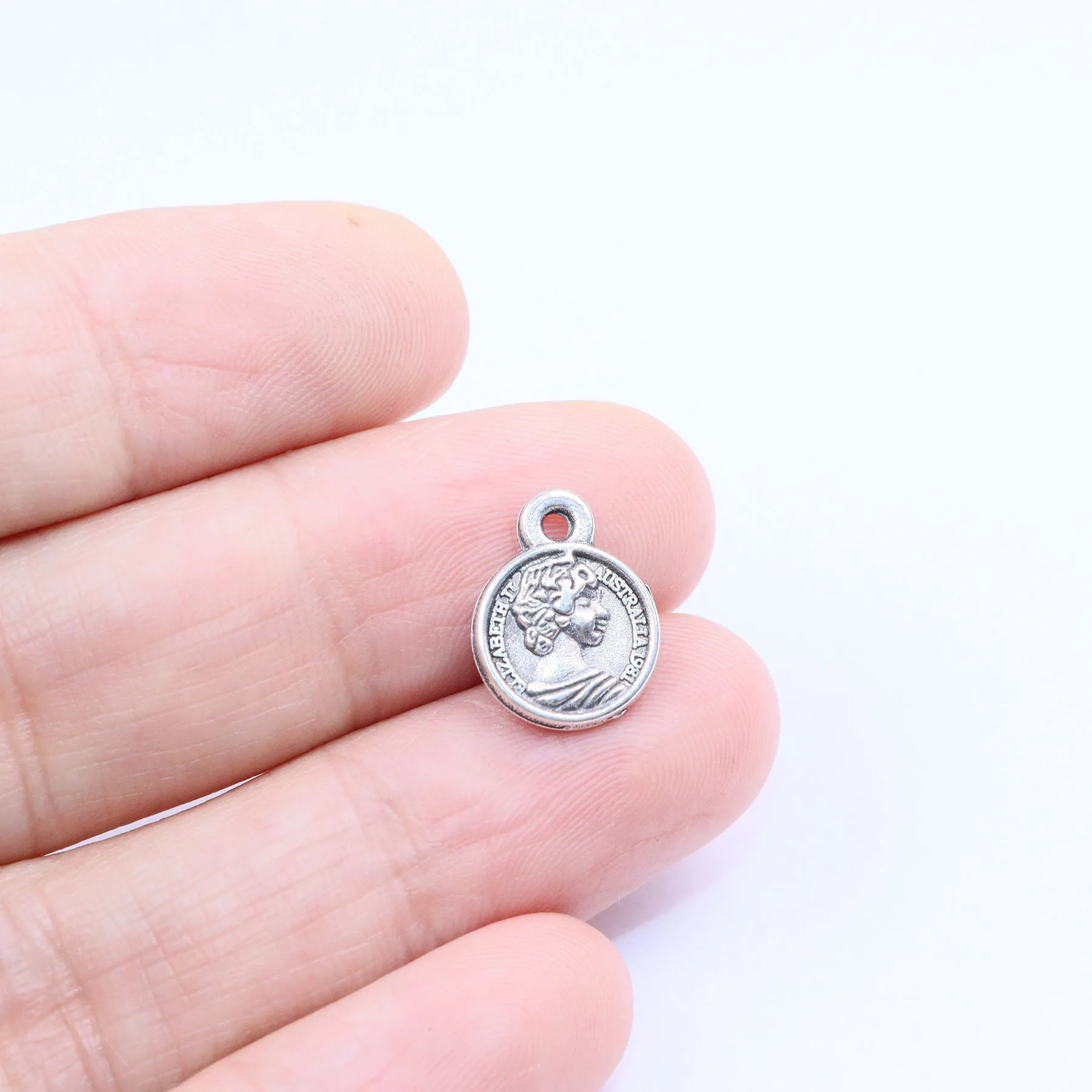 Eruifa 20Pcs/Bag 10mm Dangling Head Coin Zinc Alloy Charms Pendant Jewelry DIY Handmade 2 Colors