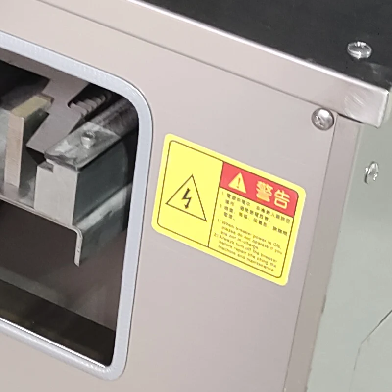 

Electric Fruit Juicer Machine Multi-functional Potato Radish Vegetable Cutting Shredding Machine