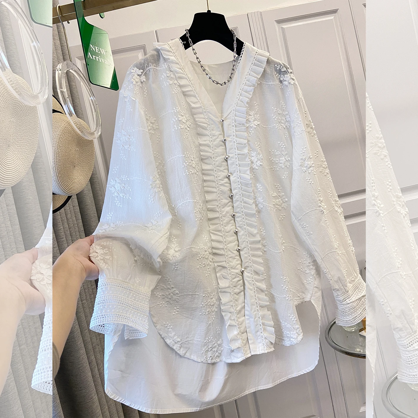 

SuperAen Spring 2026 New Europe and America Style Women's Fashion White Shirt Sweet Oversize Simple Casual Shirts