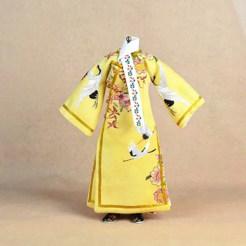 1/6 Maßstab, weibliches Cheongsam-Set im antiken Stil, klassisch, schmal geschnitten, bedruckt, Qing-Dynastie, passend für 12-Zoll-Soldaten-Actionfiguren-Körpermodelle – Detail 3