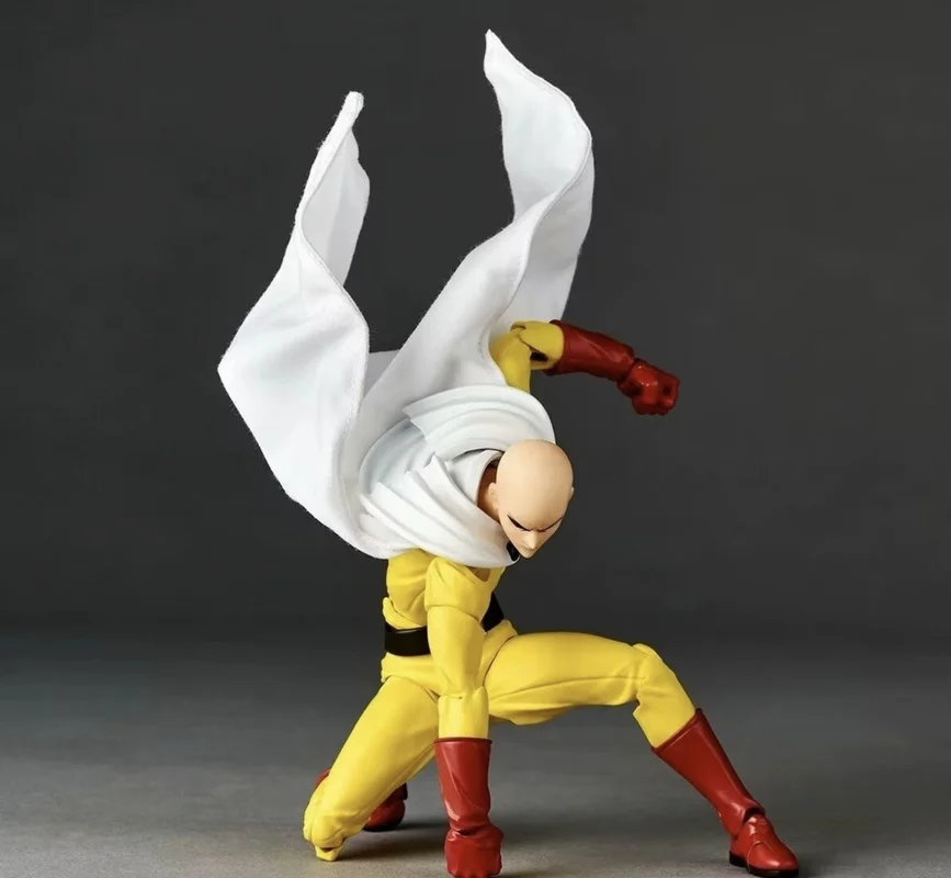 متوفر في المخزون One Punch Man Saitama مذهلة Yamaguchi Revoltech Saitama أنيمي عمل جمع أرقام نموذج اللعب هدايا عيد الميلاد