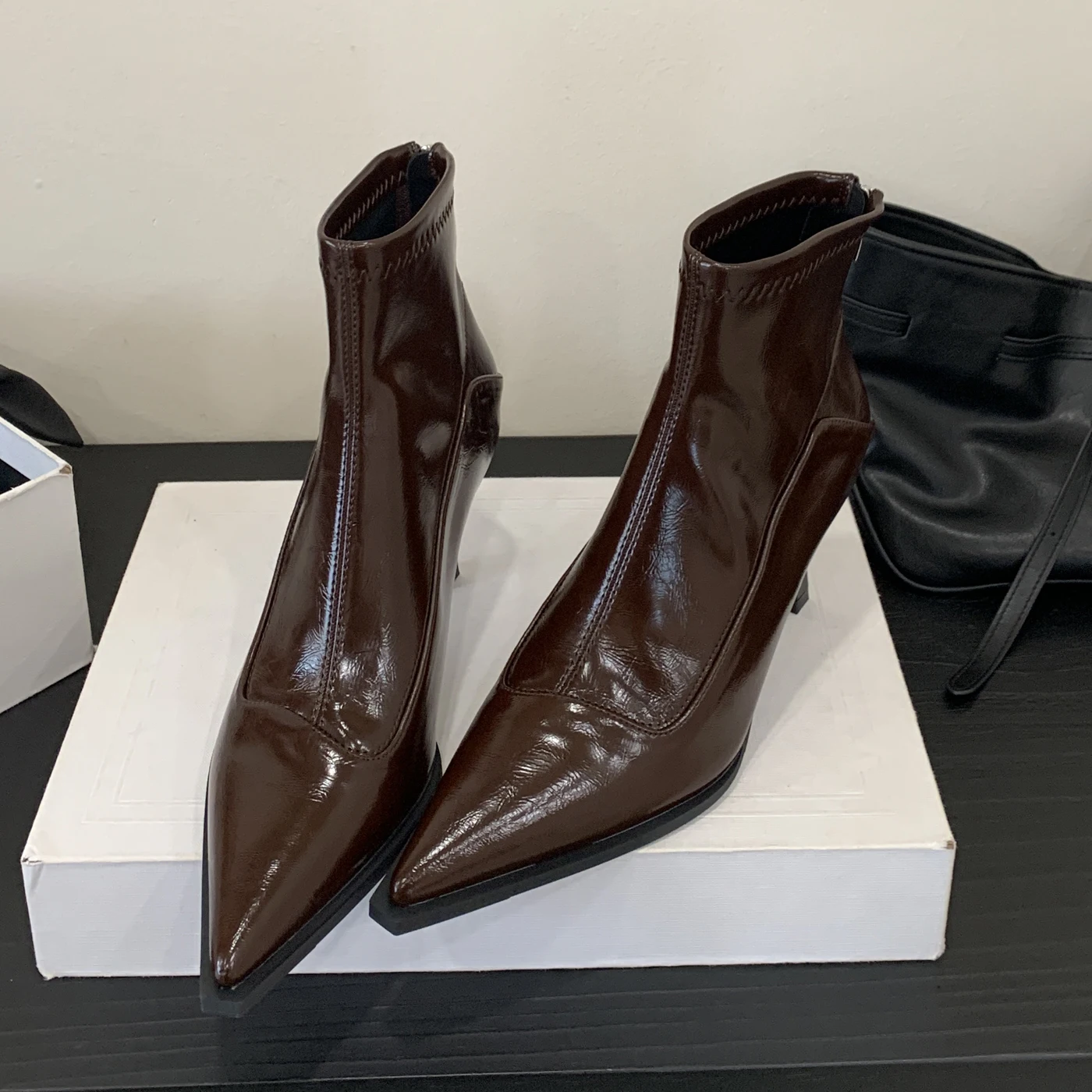 

Aneikeh Vintage Street Style Pointed Toe Thin Kittens Heels Boots for Woman Party Prom Shoes Pumps Women Ankle Booties