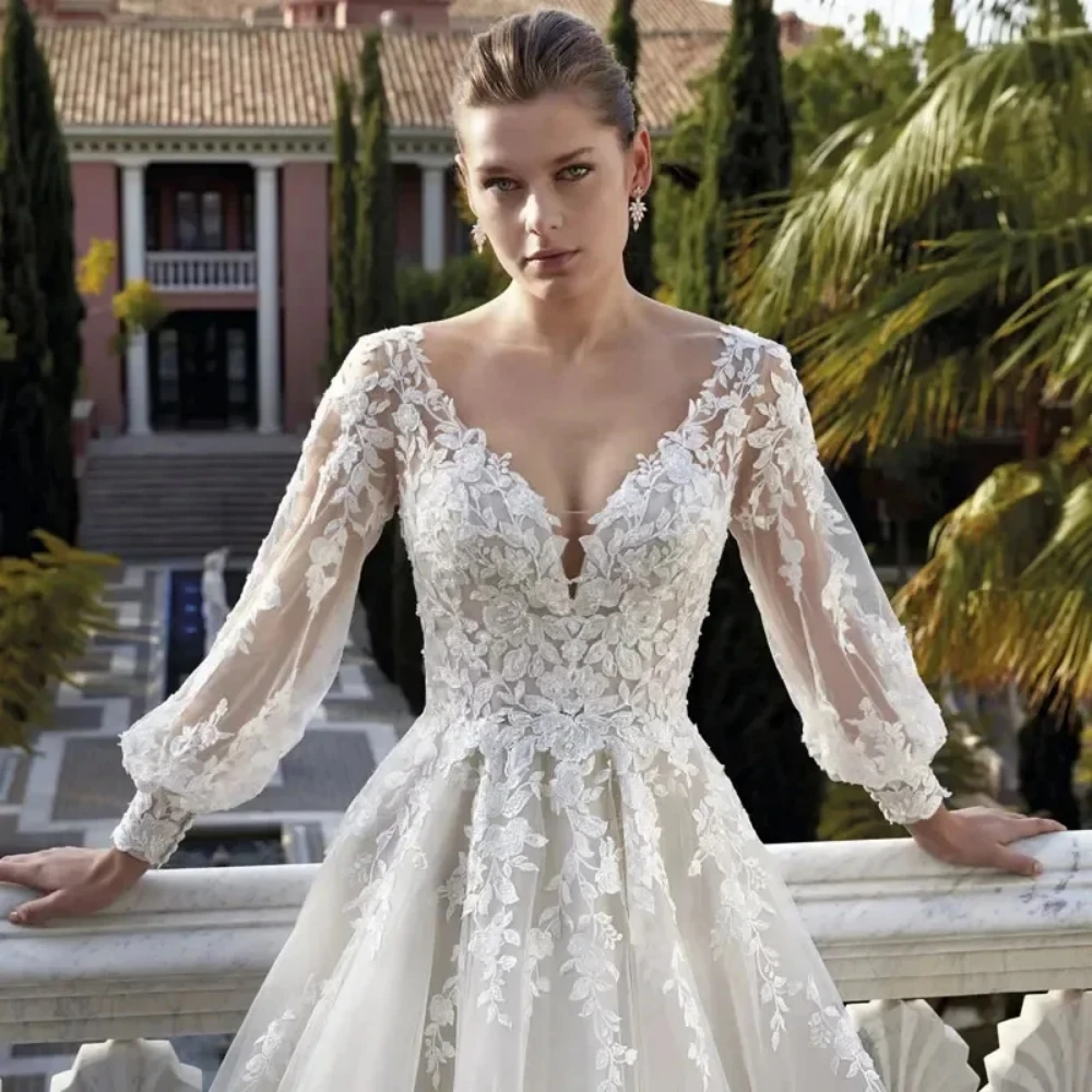 

Elegant V Neck Puff Long Sleeve Wedding Dress Lace Applique A Line Bridal Gown Sexy Backless Sweep Train Bride Gown Robe