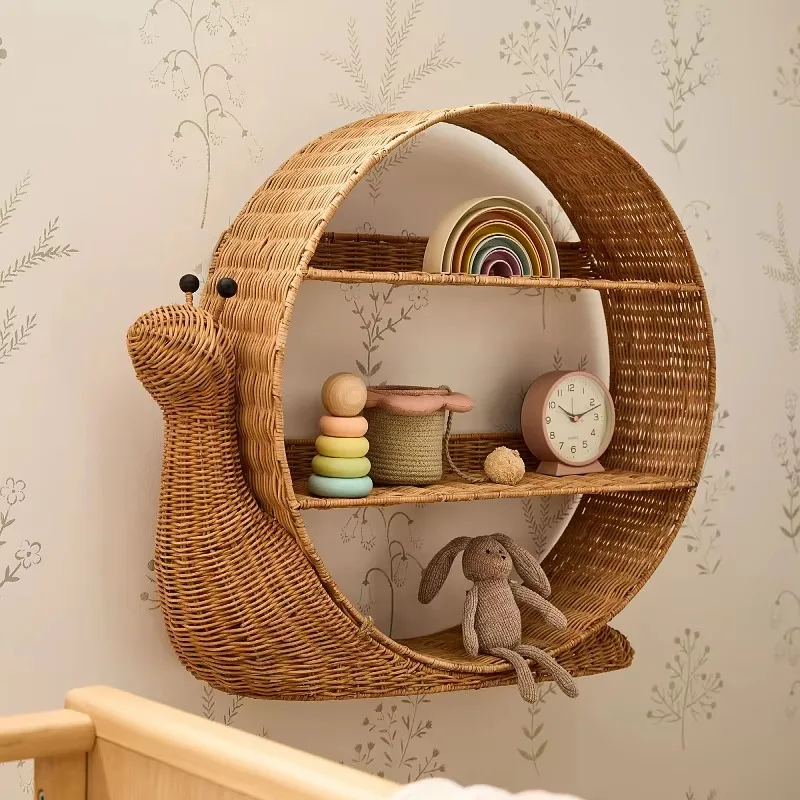 Nordic style rattan wall-mounted storage rack, snail-shaped decorative storage rack, household storage basket