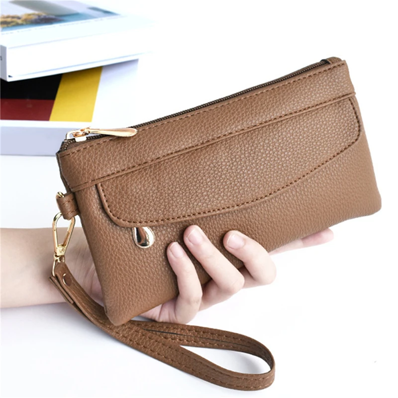 Large Capacity Long Leather Wallet for Women Vintage Clutch Purse with Wrist Strap Zipper Handbag Fits Phone Cards Cash
