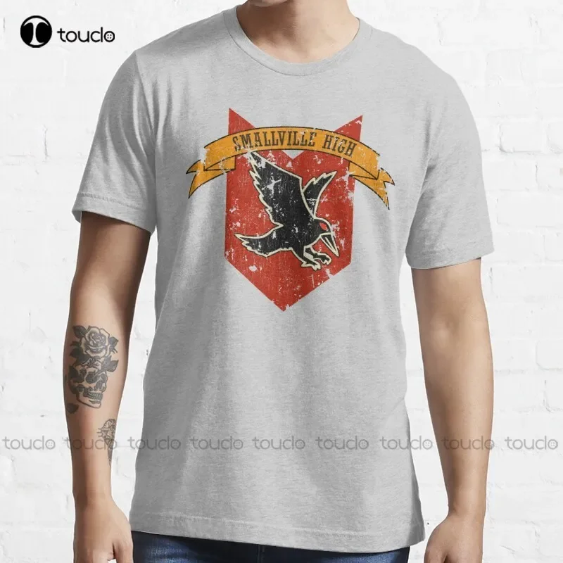Nueva camiseta Smallville High School Crest, camiseta de Halloween, camiseta de s-5xl, camiseta Unisex