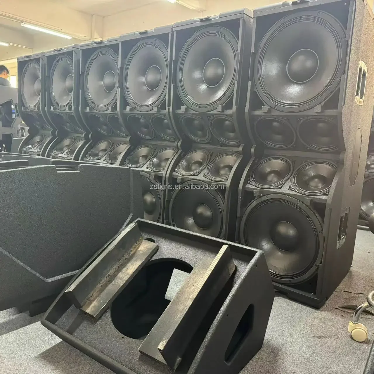 VTX V25 loudspeaker sound system dual 15 inch 3 ways passive line array speaker professional audio for Construction