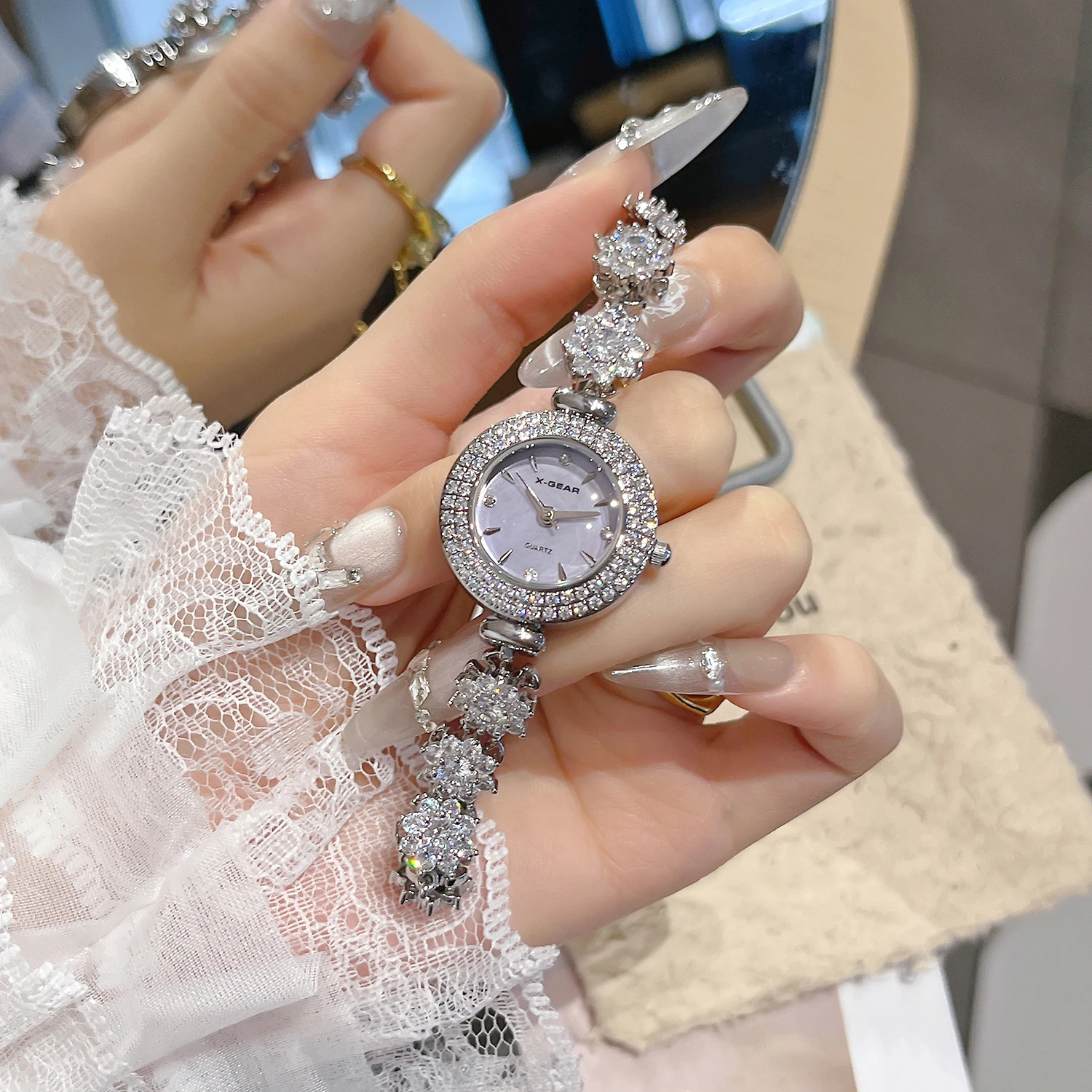 ساعة زهرة الزركون للفتيات - ساعة يد كوارتز ستانلس ستيل للطلاب، اختيار هدية مميز