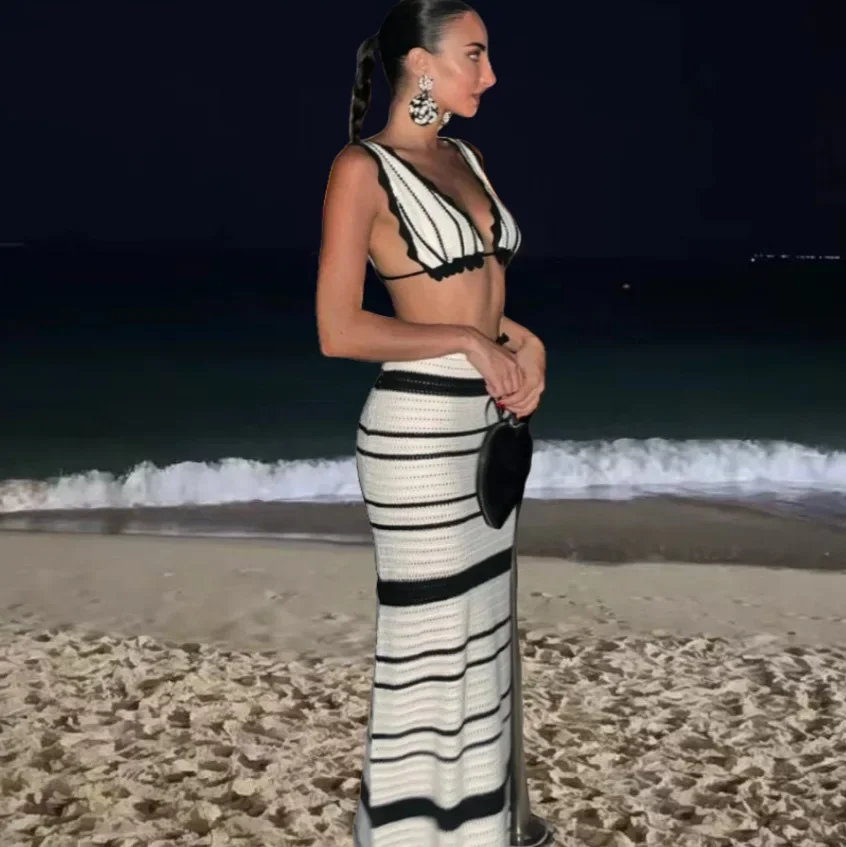 

Summer Knitted Beach Skirt Sets Women Sexy Backless Slim Bohemian Outfits Fashion Striped Holiday Two Piece Set 2024 Beachwear