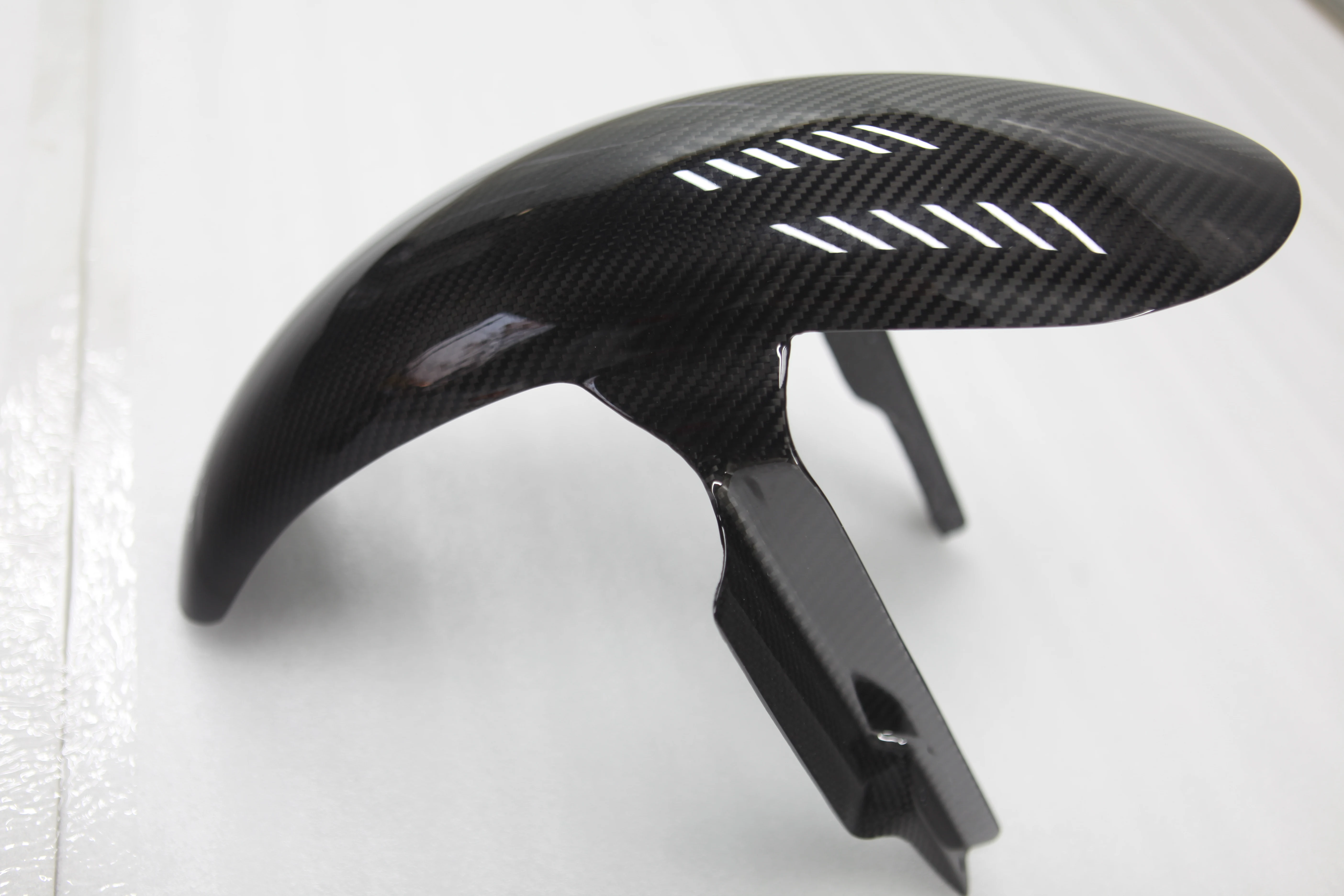 Twill Weave Carbon Fiber Motorcycle Front Fender for Softail Low Rider S/ST FXRST FXLRS FXLRST