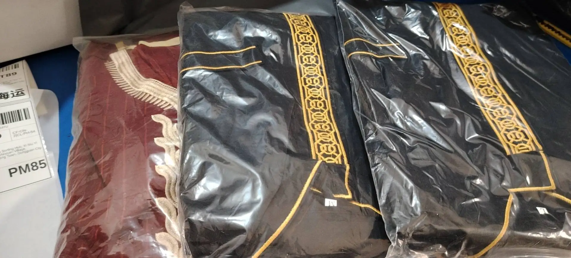 Abito da uomo musulmano a maniche lunghe in stile etnico ricamato colletto alla coreana abbigliamento arabo abito casual islamico da uomo