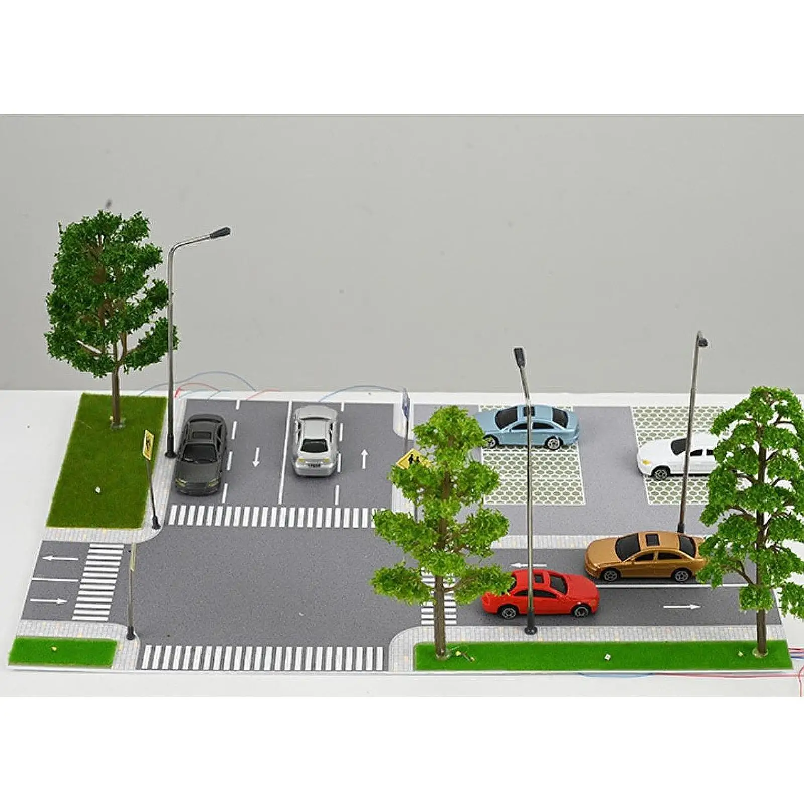 

Комплекты макетов моделей гаража Макет диорамы Масштабная диорама Дисплей Автостоянка для