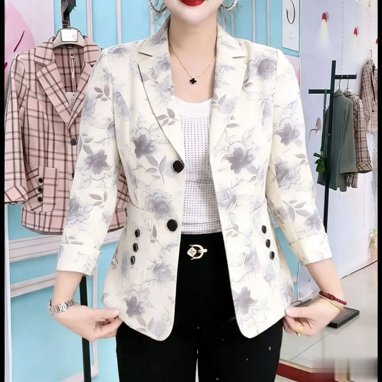 Net Red Women Printed Blazer 2026 New Spring And Autumn Female Korean Casual Short Slim Retro Long-sleeved One Button Suit Coat