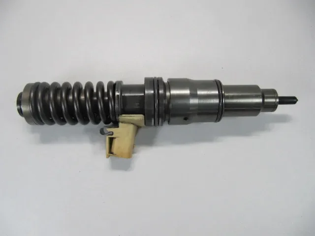 Diesel Fuel Injector Nozzle 7421644598 7485003042 Diesel Engine 7485003949 85003042 85003949  MD11 RENAULT Premium