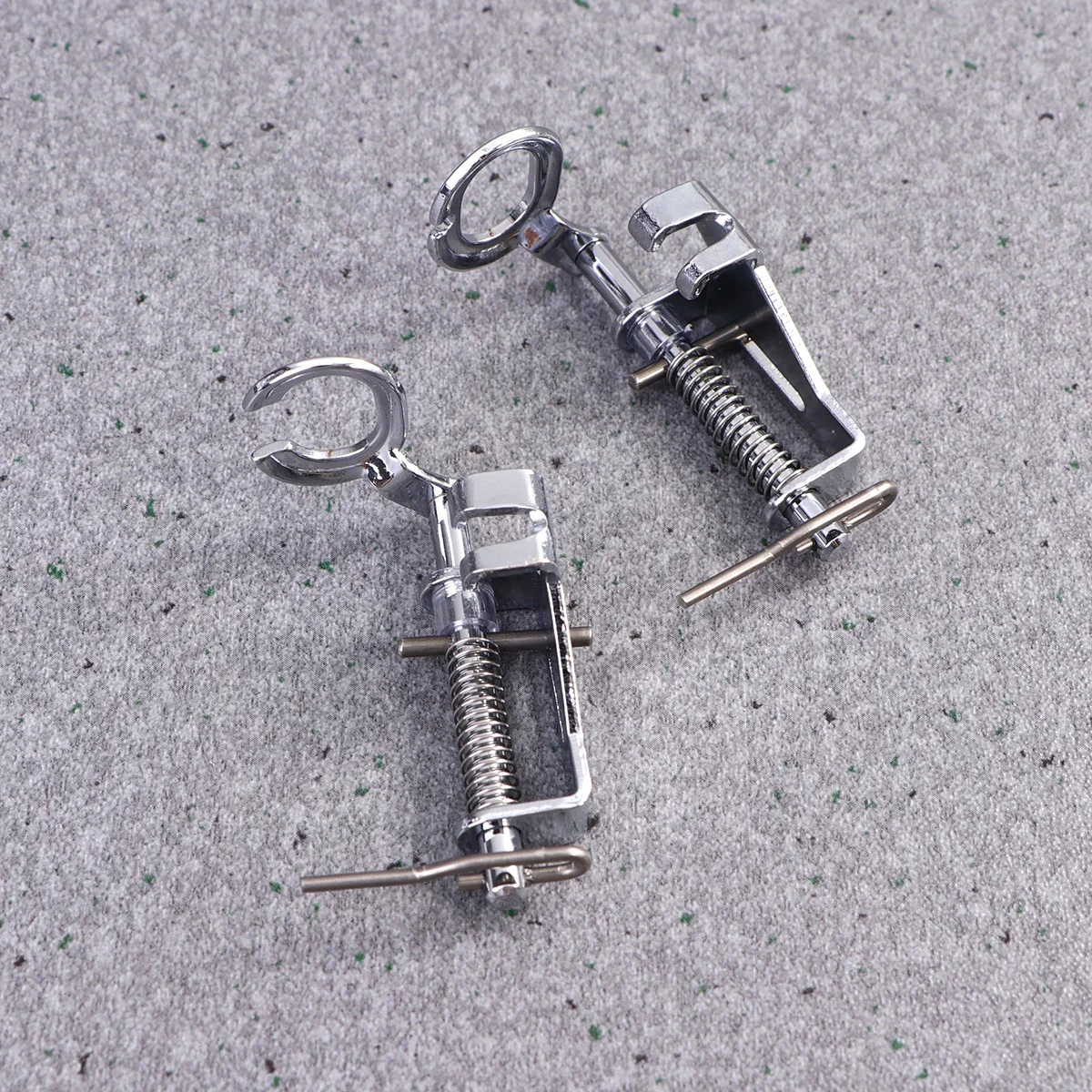 

2 pcs Sewing Machine Presser Foot Open Close Toe Metal Spring For Quilting Embroidery Universal Fit Low Shank Handicraft Sewing