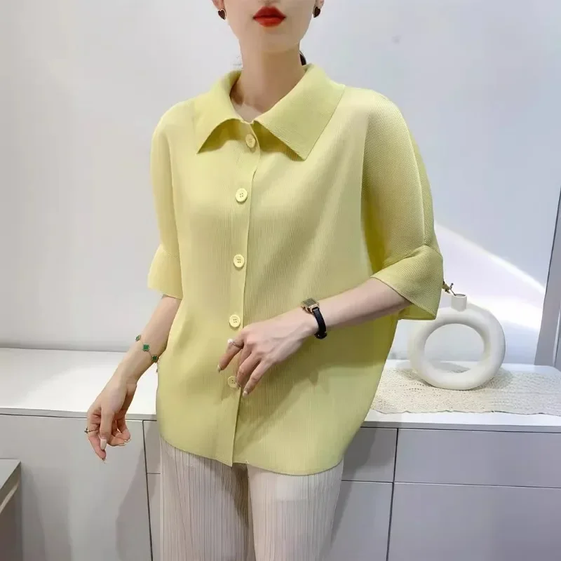 

Miyake Pleated Lapel Button Up Short Sleeved Top for Women's Fashion,commuting Solid Color Shirt Spring 2024 Women's Clothing