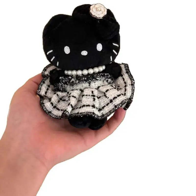 サンリオ ハローキティ ブラック ハート型ドレス ぬいぐるみ かわいいバックパック キーホルダー ぬいぐるみ チェーン 女の子への誕生日プレゼント