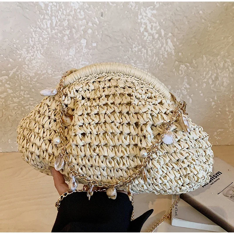 Metallkettenriemen Stroh Gewebte Umhängetasche, Muschel-Dekoration Damen Abendtasche Elegante Clutch, Sommer Strand Chic – Detail 3
